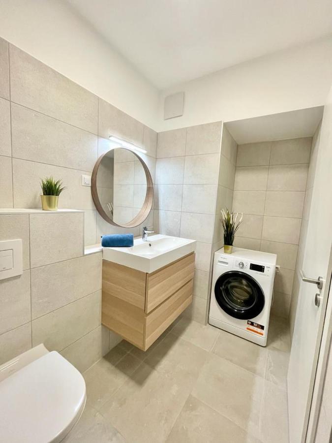 Penthouse Young #Freeparking Apartment Budapest Exterior photo